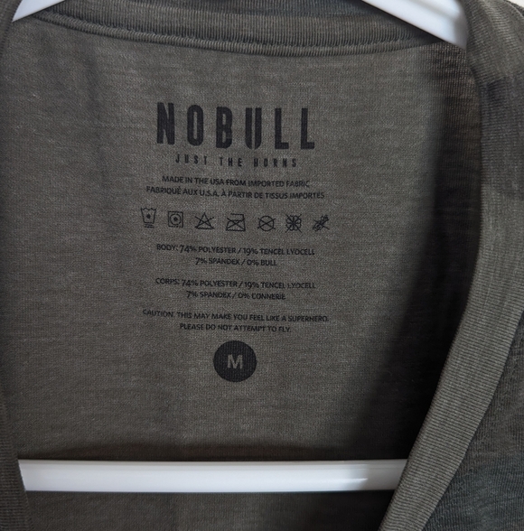 NOBULL Crop Top Lot of Two - Dark Green And Camo sz M - Picture 6 of 7